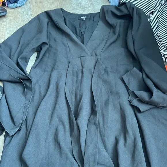 Aakaa black bat wing tie wrap dress size small - Picture 1 of 9